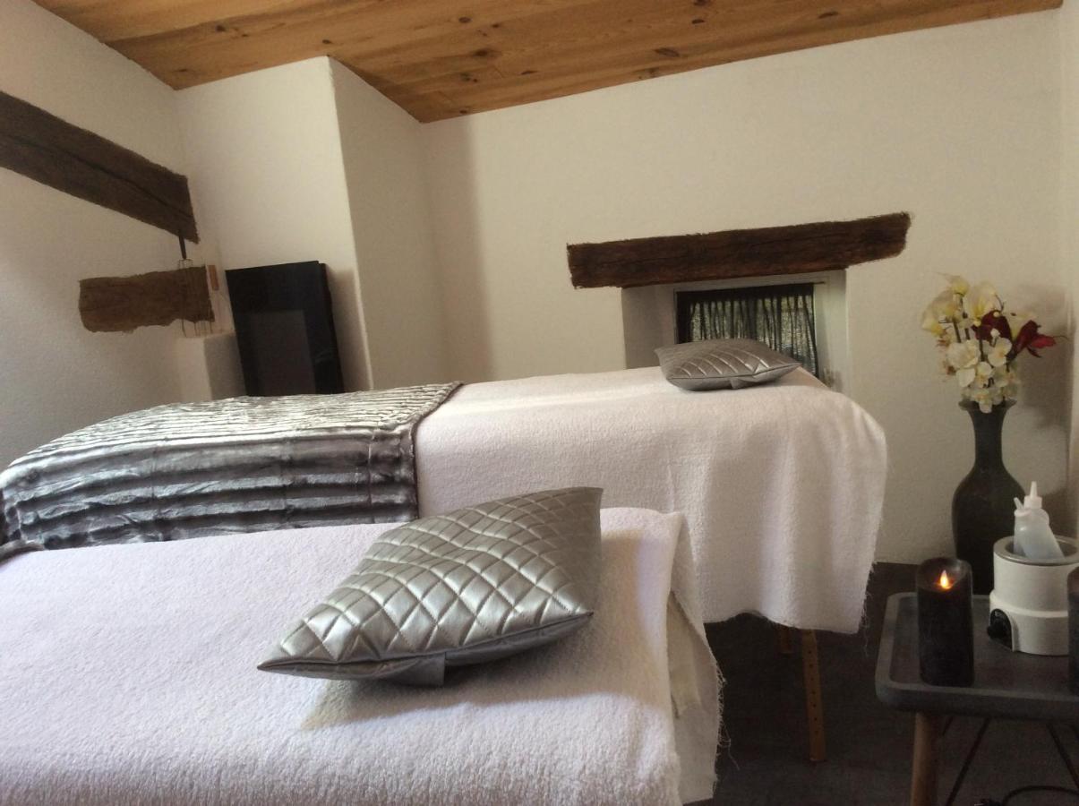 Le Clos Pastel Chambres D'Hotes & Gite Virac Екстер'єр фото