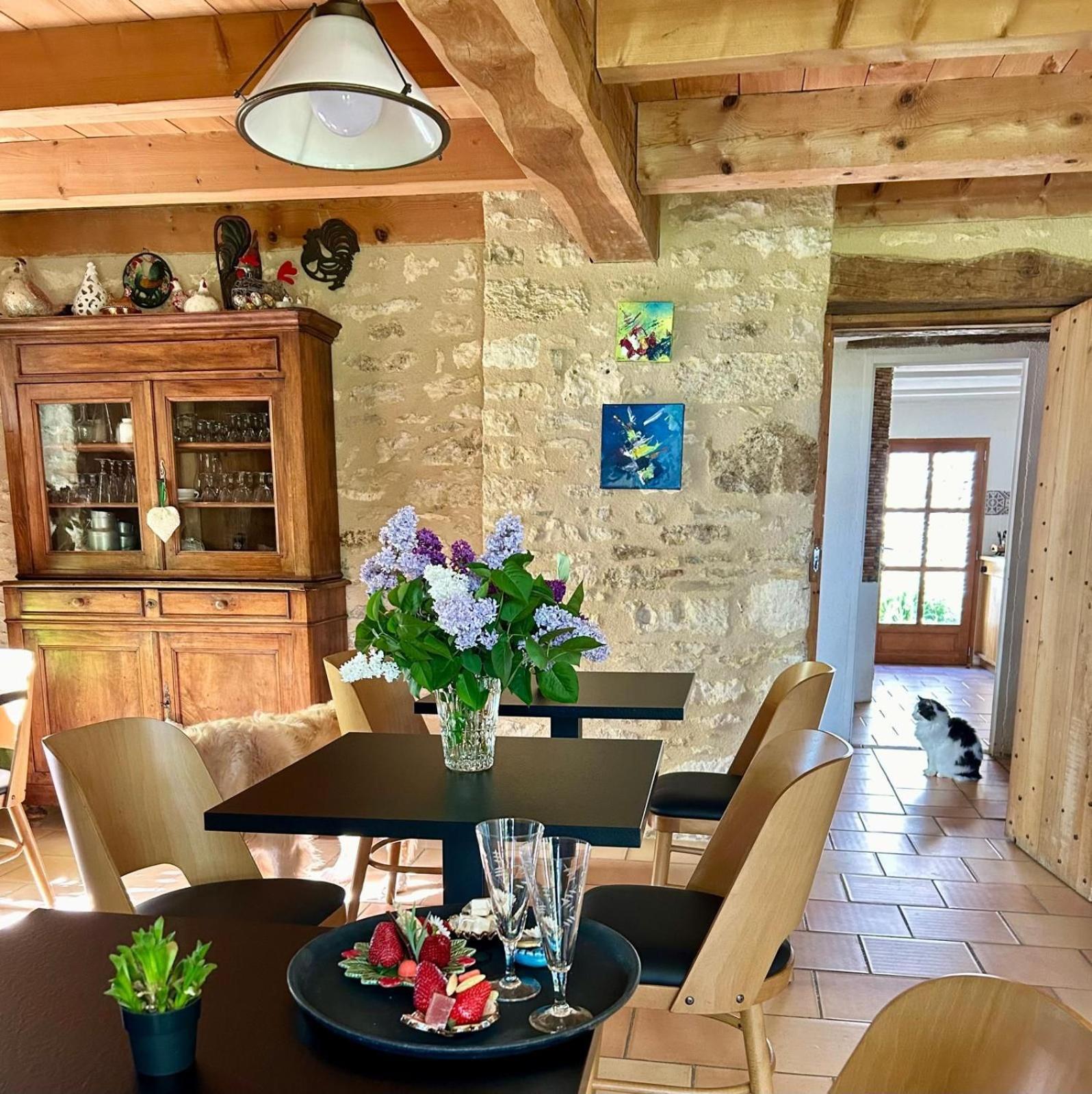 Le Clos Pastel Chambres D'Hotes & Gite Virac Екстер'єр фото