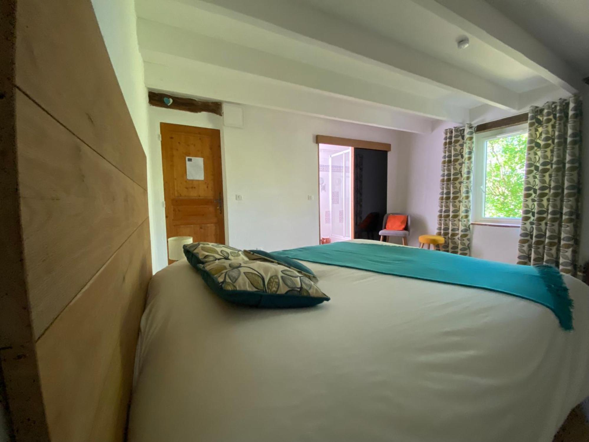 Le Clos Pastel Chambres D'Hotes & Gite Virac Екстер'єр фото