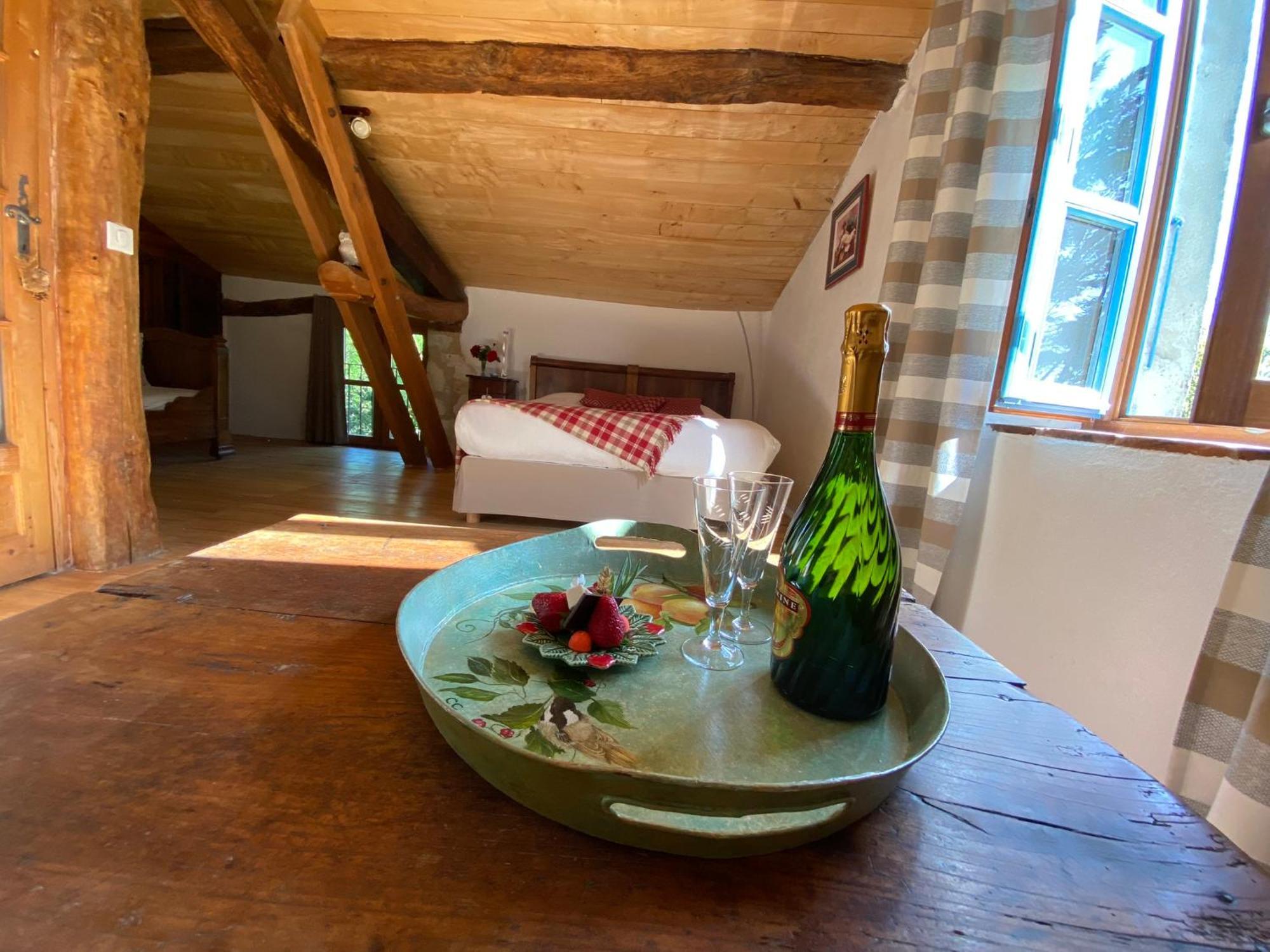Le Clos Pastel Chambres D'Hotes & Gite Virac Екстер'єр фото
